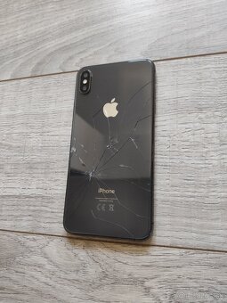 Apple iPhone XS Max - 8