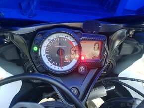 Suzuki GSXR750 K8 - 8