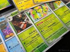 Pokemón MEGA balík E: 200 kariet v obaloch s VMAX a Pikachu - 8