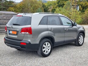 KIA SORENTO 2,2CRDi 4x4 - 8