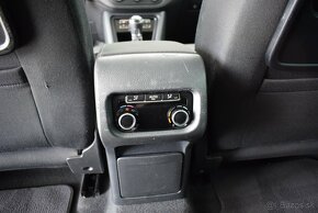 Volkswagen Sharan 2,0 TDi,LIFE,7-MÍST,NAVI,LED - 8