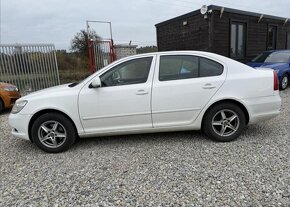 Škoda Octavia 1,6 TDI Ambiente nafta manuál 77 kw - 8