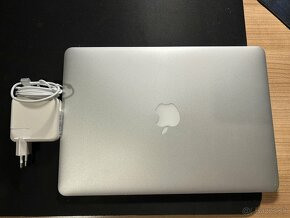 MACBOOK AIR 13" EARLY 2014 - INTEL i5, 4GB RAM, 128GB SSD - 8