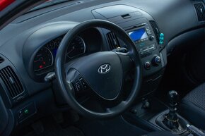 Hyundai i30 CW 1.6 i 2010 - 8