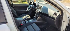 Mazda CX-5  2,2 DIESEL Automat, 4×4 110KW , biela metaliza - 8