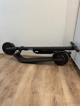 Ninebot Kick Scooter E45D - 8