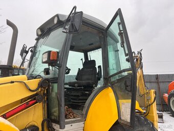 NEW HOLLAND B 115 - 8