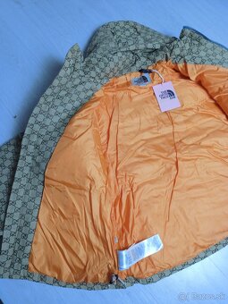 The North Face x Gucci bunda - 8