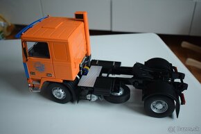 1:18 Volvo F12 Truck Deutrans year 1977 - 8