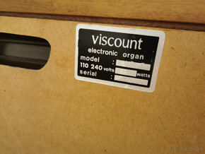 Darujem dvojmanualovy elektricky organ - varhany Viscont M50 - 8