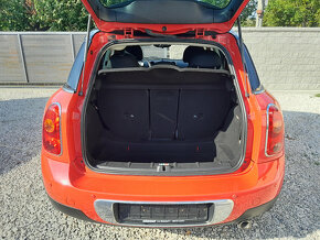 Mini Countryman 1.6 D. 82 kW. ALL 4 - 8