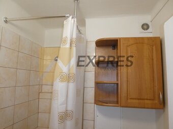 RK EXPRES - na prenájom 1 izbový byt v Handlovej, ul.29.augu - 8