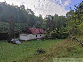 VÝRAZNE ZNÍŽENÁ CENA Útulná chalúpka v romantickom prostr - 8