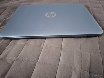 Predám HP elitebook 820 g3 i5 procesor - 8