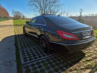 Ponúkam Mercedes CLS 350 cdi - AMG - 8