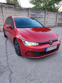 VW Golf 8  1.5 TGI DSG 7 - 8