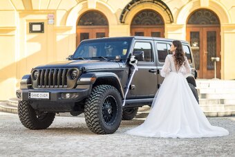 Prenájom SVASOBNÉHO AUTA značky JEEP WRANGLER RUBICON - 8