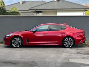 KIA Stinger 2.0 TGDi GT Line - 8