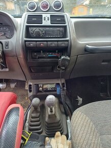 Nissan Terrano 2,7 tdi - 8