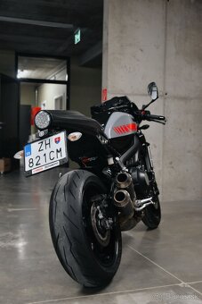 YAMAHA XSR 900 ABARTH - 8