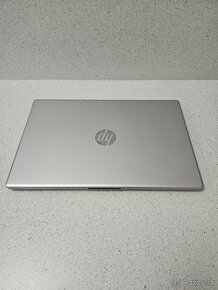 HP Laptop 15 Ryzen 5 7520U / 16GB RAM / 512GB SSD - 8