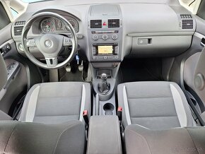 Volkswagen Touran 2.0TDi TOP STAV EXTRA SERVIS - 8