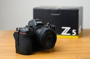 Nikon Z5 - 8