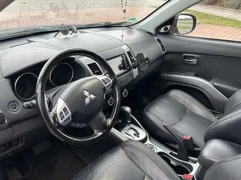 Mitsubishi Outlander 2.4 benzin 4x4 r.v 2011 7miestne - 8