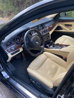 BMW 550i xDrive - 8