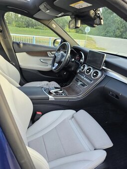 Mercedes C trieda 400 4matic A/T Panorama - 8