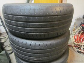 205/55R16 91V letne pneu Goodyear + Hankook dezen 5 a 6mm - 8