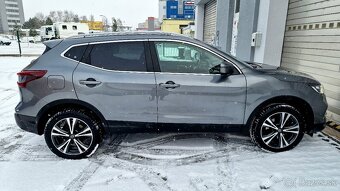 Nissan Qashqai 1,3 DIG-T Automat 160 PS Benzín Full. Led - 8