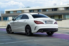 Mercedes-Benz CLA Kupé 200 AMG Line A/T - 8