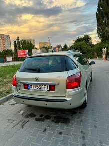 Predám Peugeot 407 1,6sw hdi - 8