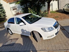 Škoda Octavia II 1.2 TSi 105k M6 Ambiente (benzín) - 8