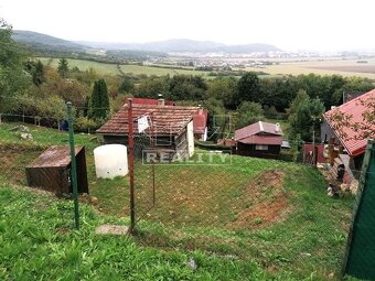 NA PREDAJ POZEMOK NA REKREAČNÉ ÚČELY S VÝMEROU 304 M2. - 8