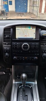 NISSAN NAVARA D40-3L V6 - 8