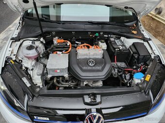 Volkswagen e-golf - 8