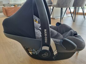 Zakladna Maxi Cosi 2Wayfix + autosedacka Maxi Cosi Pebble Pl - 8