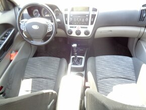 KIA Cee’d 1.6 - 8