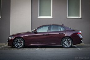 Alfa Romeo Giulia 2.2 Diesel 210 AT AWD Veloce - 8