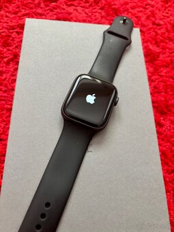 Apple Watch 5 44mm - 8