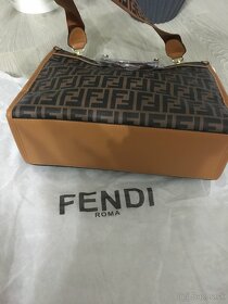 FENDI - Dámska kabelka - 8