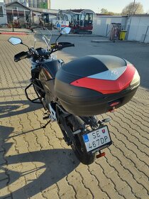 CFMoto 650 MT - 8