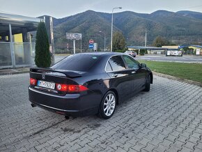 Honda Accord  2.4 LPG - 8