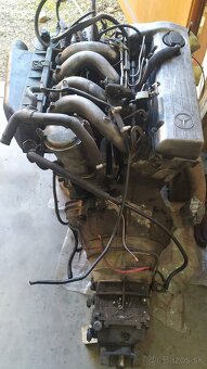 Motor Mercedes 124 - 8