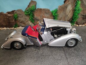 Prodám model 1:18 HORCH 855 1939 - 8