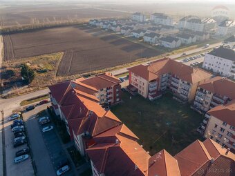 4-izbový byt (82 m²) s dvomi balkónmi v Rajke - 8