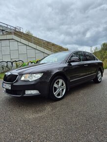 ŠKODA SUPERB 2 2.0TDI 103KW DSG 2009 - 8