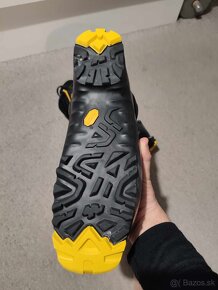 La Sportiva Vega 29 MP/ 45 EU / 10,5 UK - 8